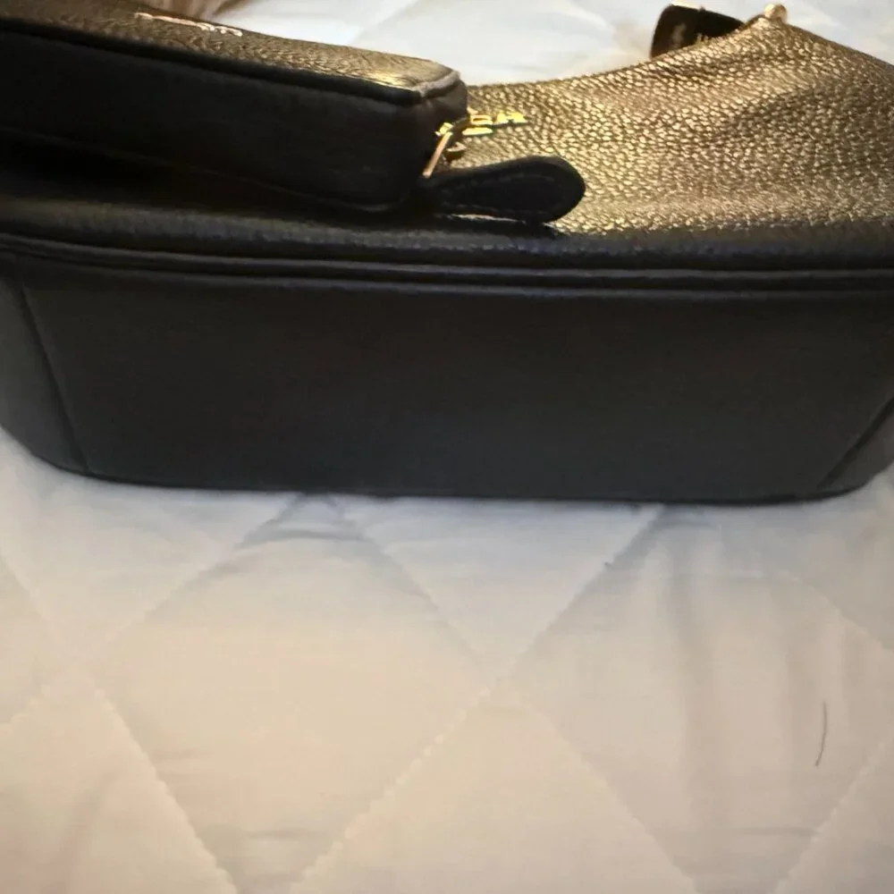 medium coach teri shoulder bag and charm wallet